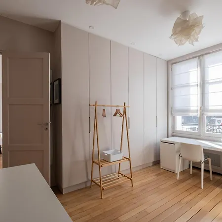 Veeve - Arboreal Maison Apartment *