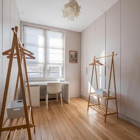 Veeve - Arboreal Maison Apartment
