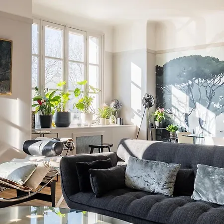 Veeve - Arboreal Maison Apartment Paris